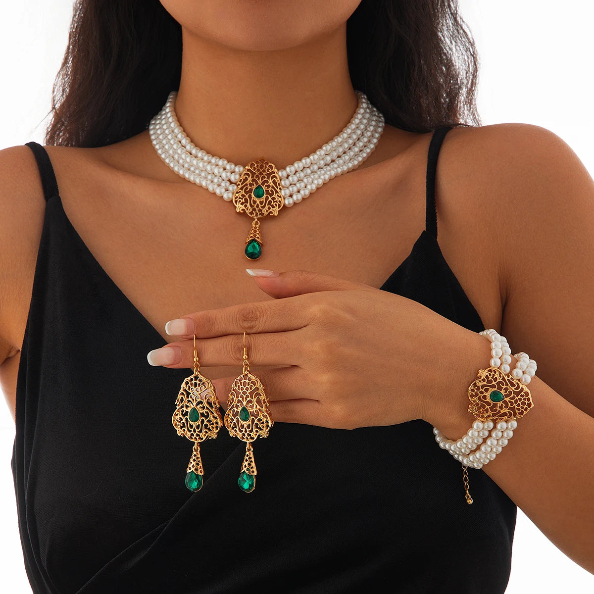 Indic Pearl Set