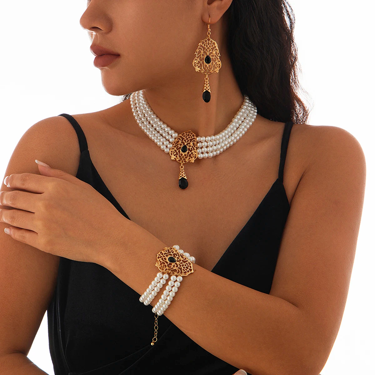 Indic Pearl Set